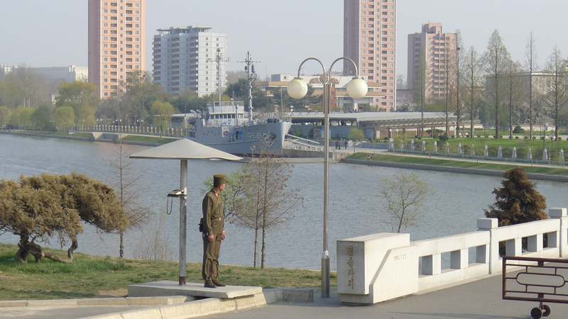 Potonggang River